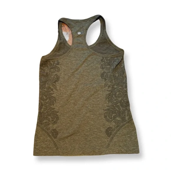 Gorgeous 🫒 EUC Run Swiftly Tank Top - Picture 2 of 3